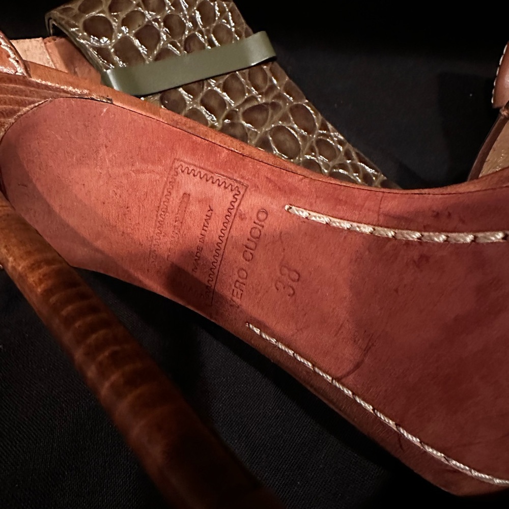 DSQUARED Brown and Olive Leather High Heel Sandals with Buckle Detail - Picture 7 of 7